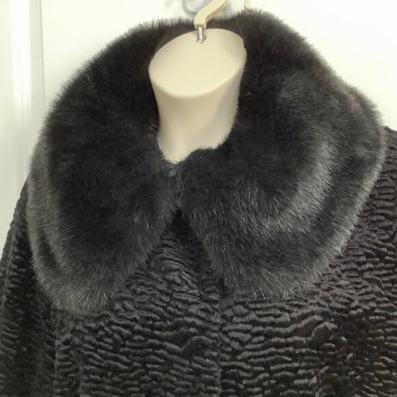 Stunning Larry Levine faux fur Fully lined coat, Size L - Picture 7 of 14